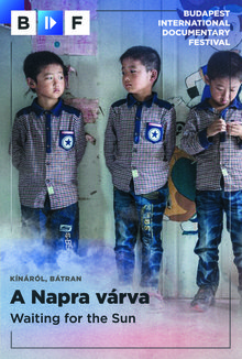 A napra várva poster