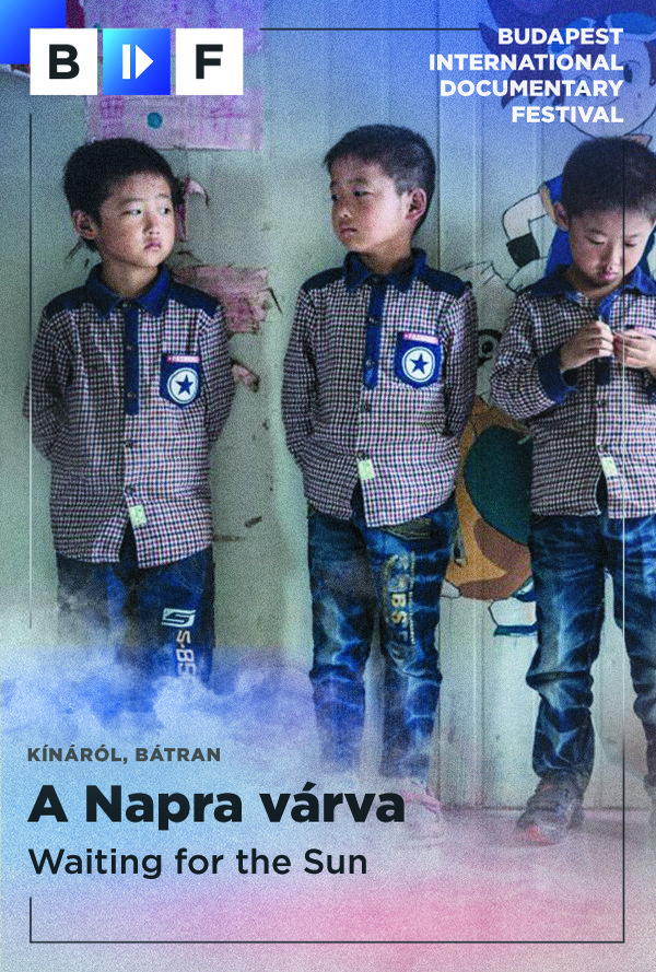 A napra várva poster